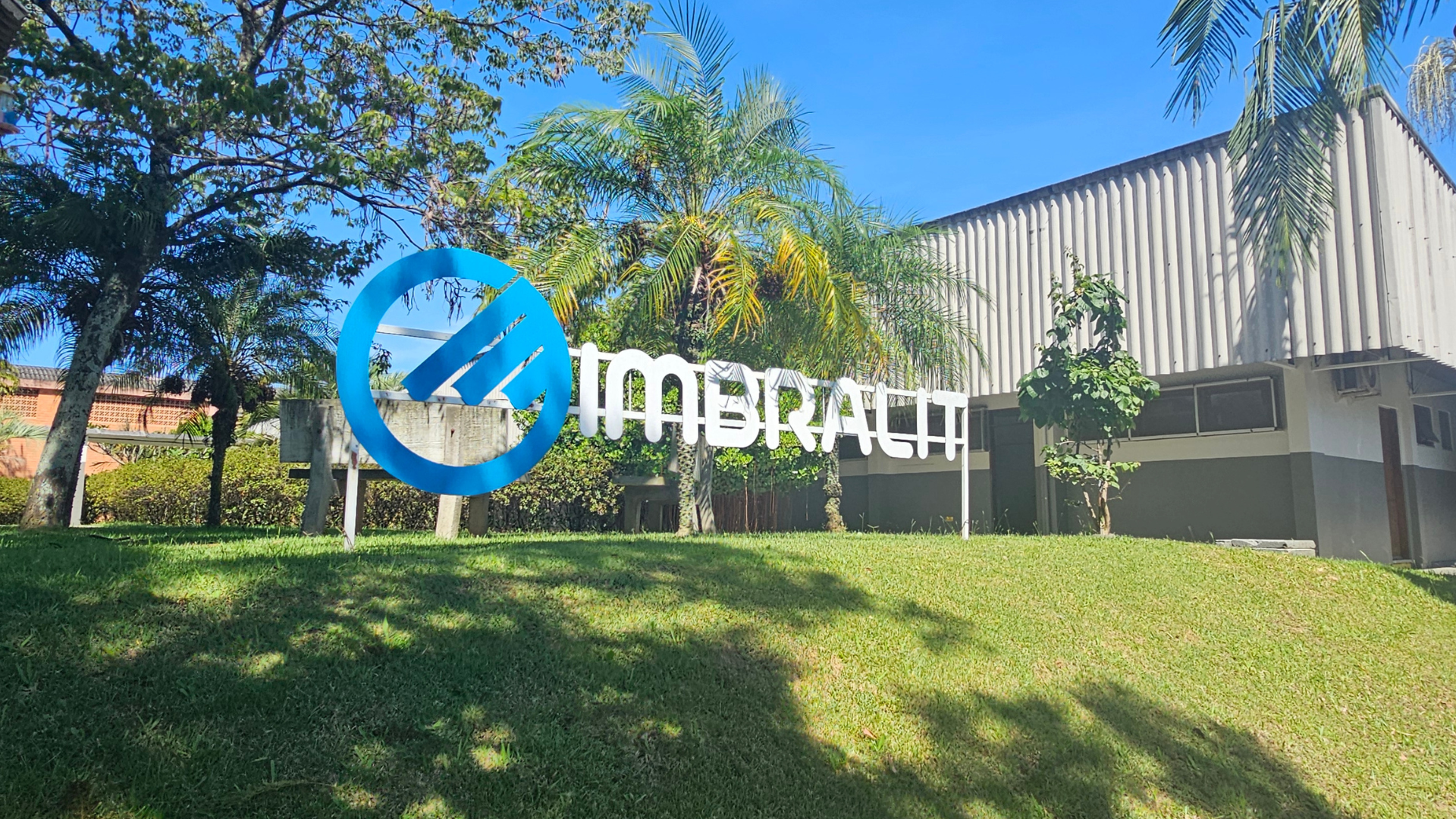 Imbralit completa 20 anos de um importante marco: primeira do setor a receber as certificações ISO 9001 e ISO 14001